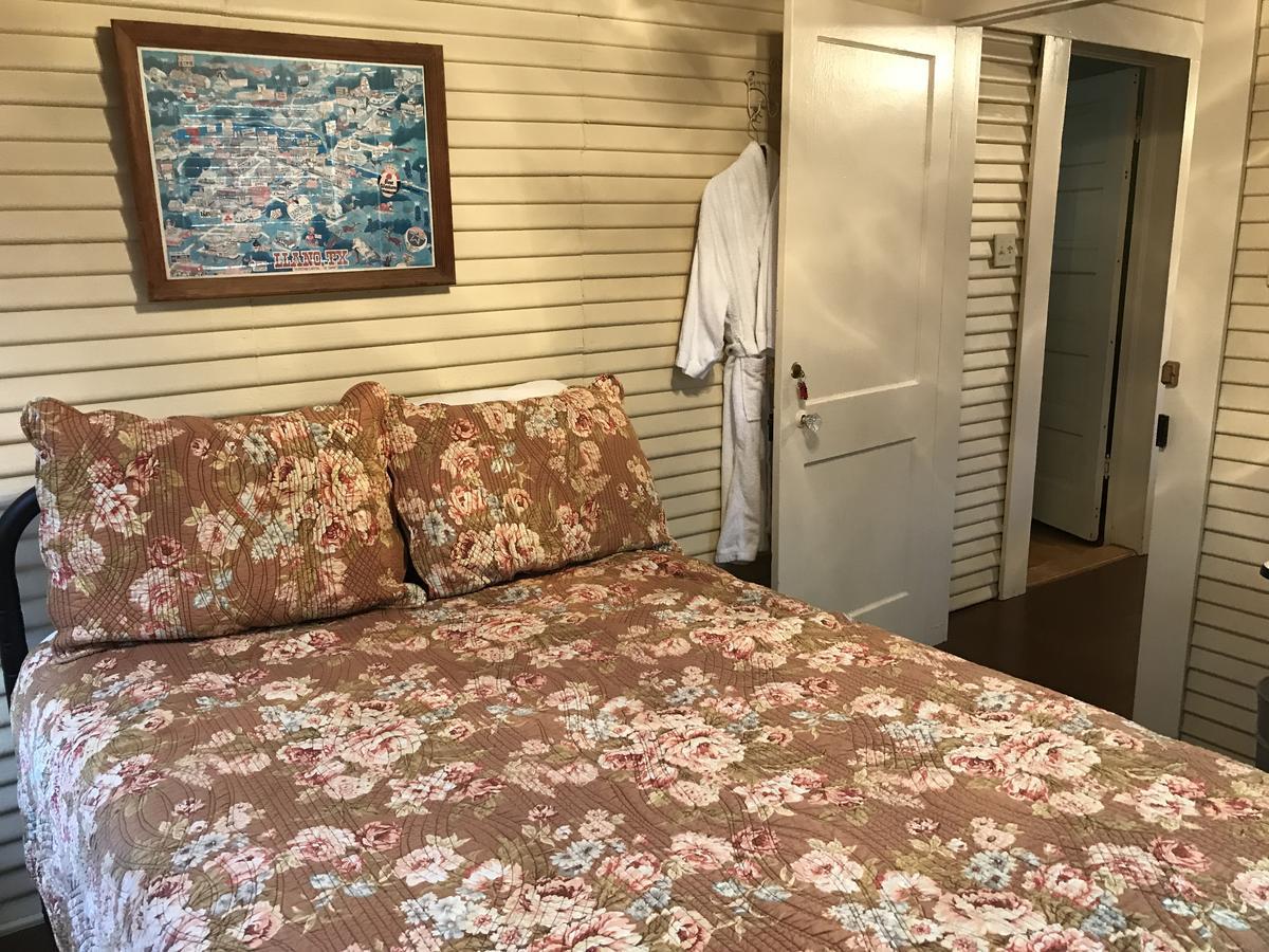 Dabbs Hotel Bed And Breakfast Llano ภายนอก รูปภาพ